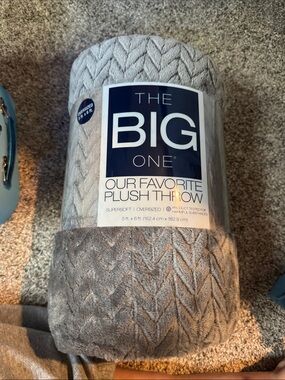 The Big One Plush Throw Blanket - Light Gray